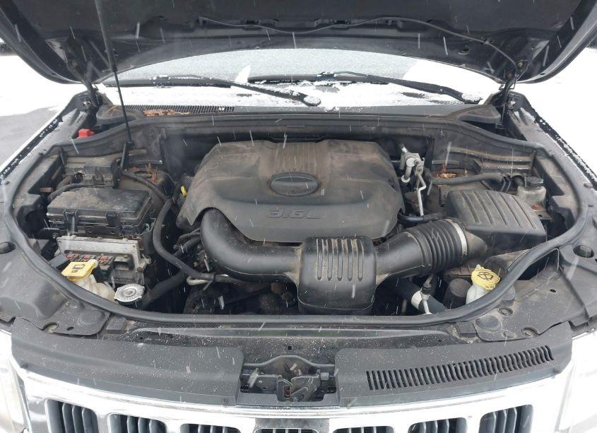 Photo 10 of 2011 Jeep Grand CHEROKEE LAREDO (VIN 1J4RR4GG2BC541800)