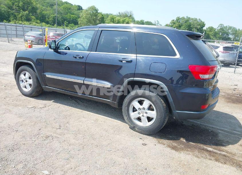 Photo 3 of 2011 Jeep Grand CHEROKEE LAREDO (VIN 1J4RR4GG2BC550934)