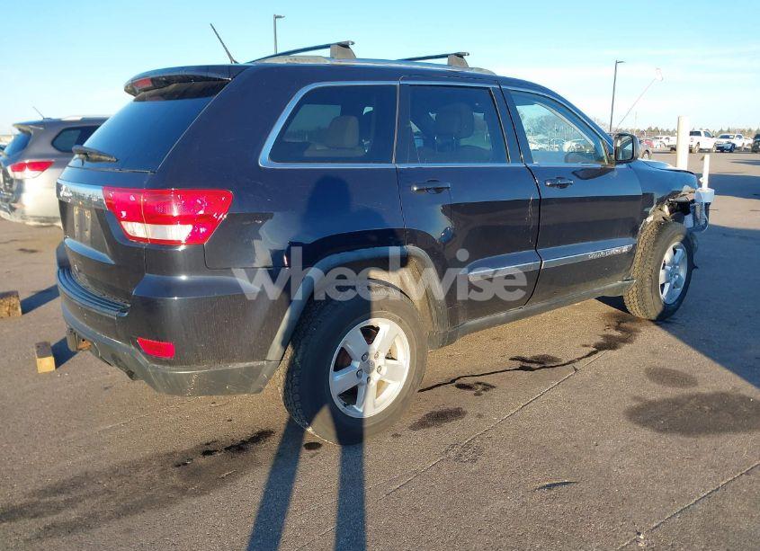 Photo 4 of 2011 Jeep Grand CHEROKEE LAREDO (VIN 1J4RR4GG2BC567801)