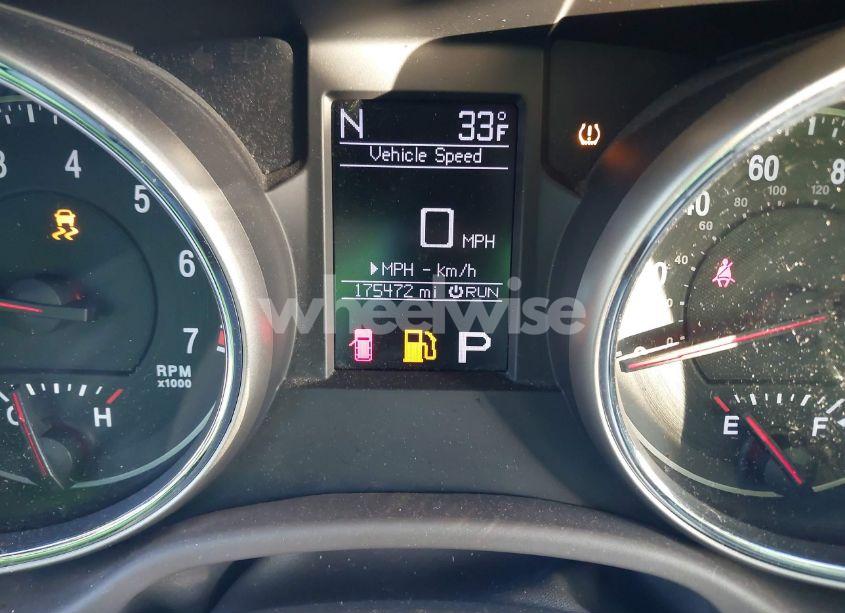 Photo 7 of 2011 Jeep Grand CHEROKEE LAREDO (VIN 1J4RR4GG2BC567801)