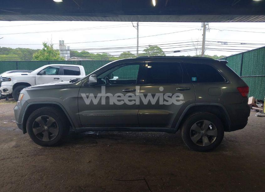 Photo 14 of 2011 Jeep Grand CHEROKEE LAREDO (VIN 1J4RR4GG2BC578264)