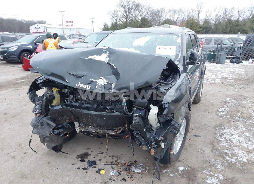 Photo 2 of 2011 Jeep Grand CHEROKEE LAREDO (VIN 1J4RR4GG2BC581990)