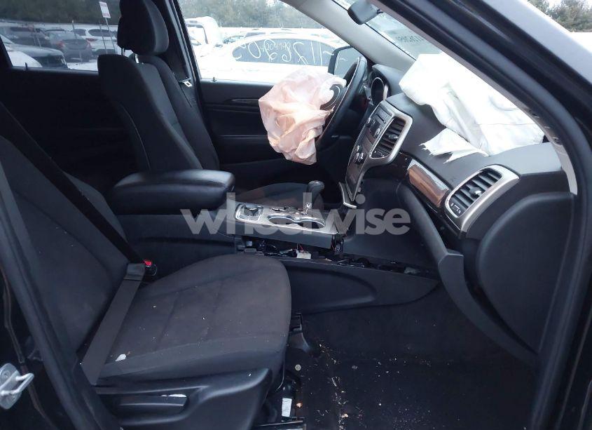 Photo 5 of 2011 Jeep Grand CHEROKEE LAREDO (VIN 1J4RR4GG2BC581990)