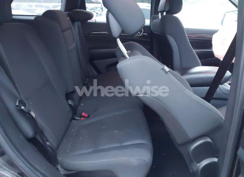 Photo 8 of 2011 Jeep Grand CHEROKEE LAREDO (VIN 1J4RR4GG2BC581990)