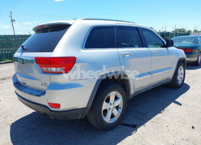 Photo 4 of 2011 Jeep Grand CHEROKEE LAREDO (VIN 1J4RR4GG2BC737400)