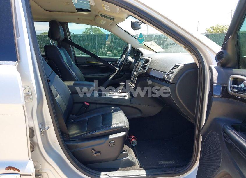 Photo 5 of 2011 Jeep Grand CHEROKEE LAREDO (VIN 1J4RR4GG2BC737400)