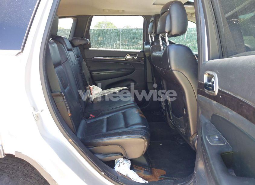 Photo 8 of 2011 Jeep Grand CHEROKEE LAREDO (VIN 1J4RR4GG2BC737400)