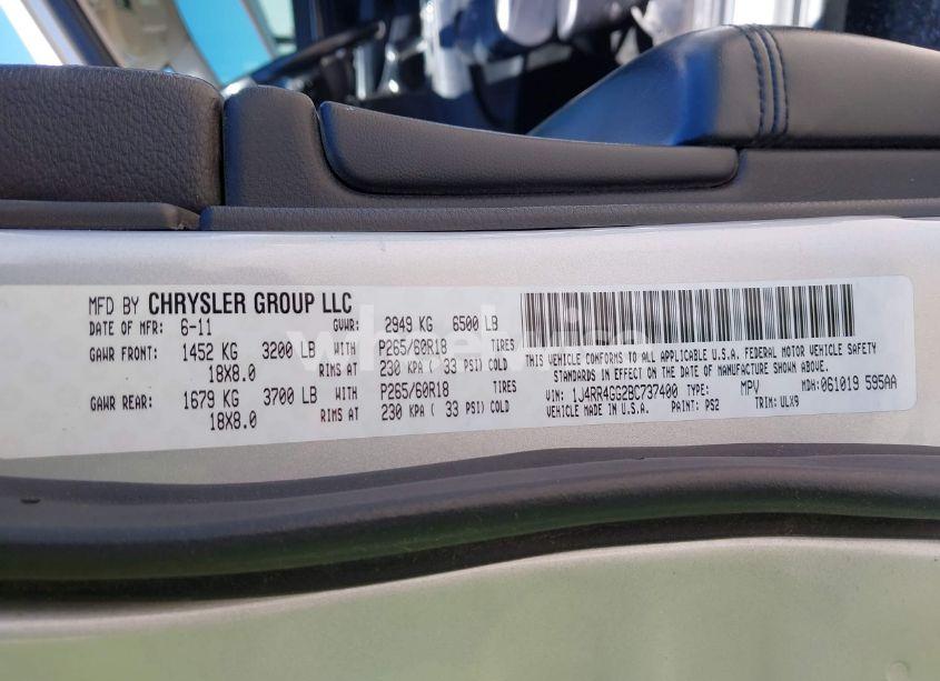 Photo 9 of 2011 Jeep Grand CHEROKEE LAREDO (VIN 1J4RR4GG2BC737400)