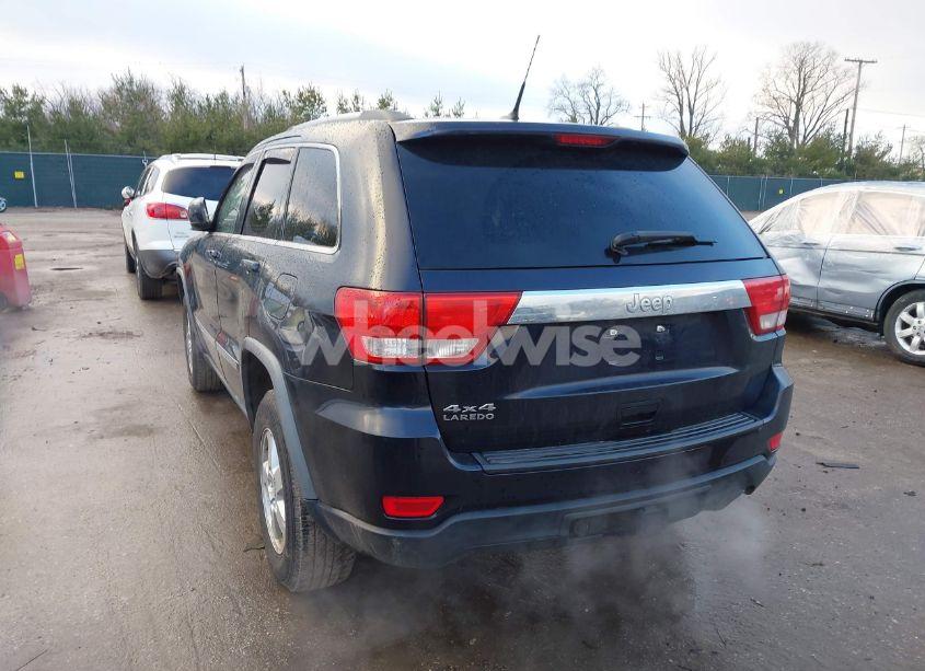 Photo 3 of 2011 Jeep Grand CHEROKEE LAREDO (VIN 1J4RR4GG3BC509177)
