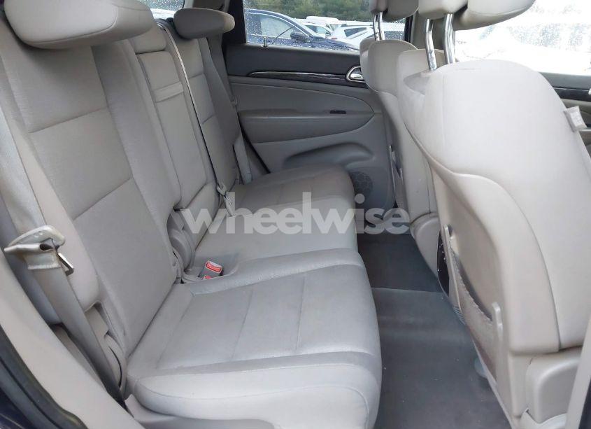 Photo 8 of 2011 Jeep Grand CHEROKEE LAREDO (VIN 1J4RR4GG3BC509177)