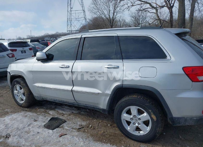 Photo 14 of 2011 Jeep Grand CHEROKEE LAREDO (VIN 1J4RR4GG3BC509373)