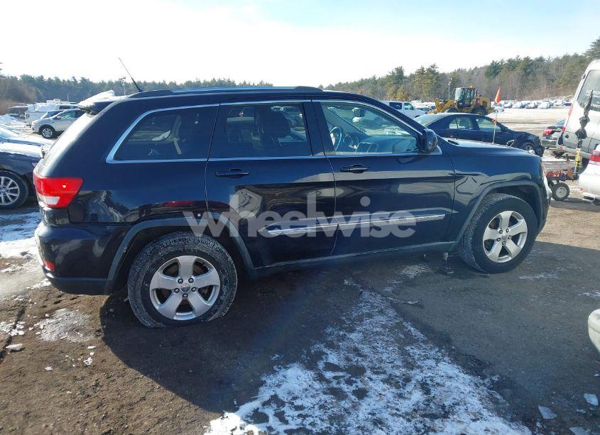 Photo 13 of 2011 Jeep Grand CHEROKEE LAREDO (VIN 1J4RR4GG3BC511625)