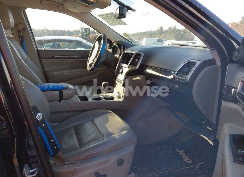 Photo 5 of 2011 Jeep Grand CHEROKEE LAREDO (VIN 1J4RR4GG3BC511625)