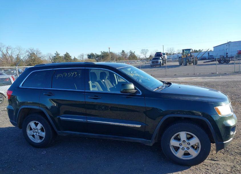 Photo 13 of 2011 Jeep Grand CHEROKEE LAREDO (VIN 1J4RR4GG3BC534807)