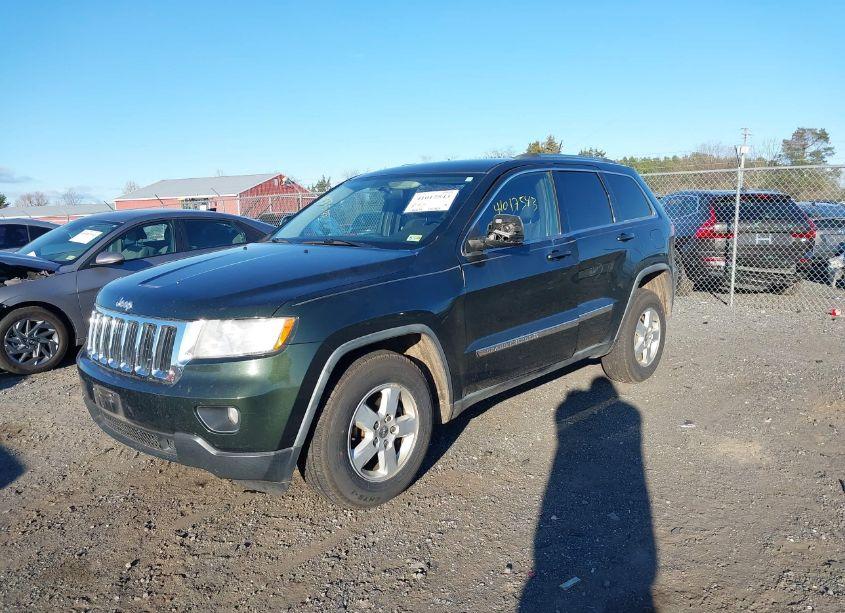 Photo 2 of 2011 Jeep Grand CHEROKEE LAREDO (VIN 1J4RR4GG3BC534807)