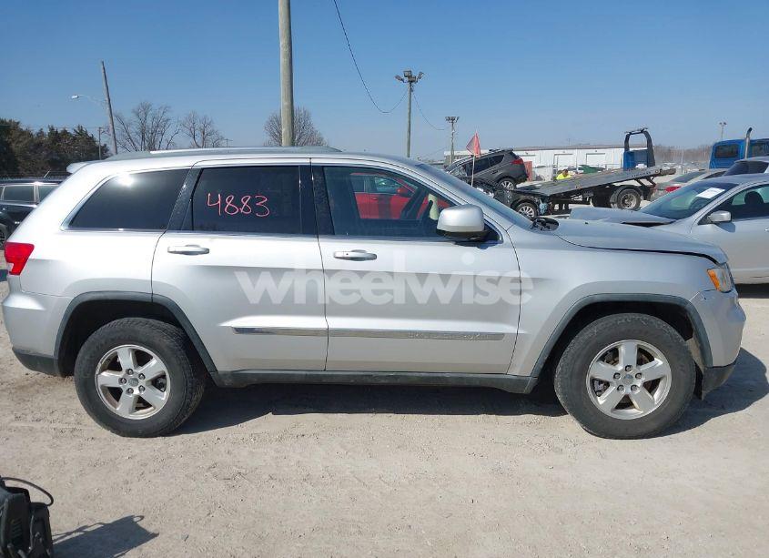 Photo 13 of 2011 Jeep Grand CHEROKEE LAREDO (VIN 1J4RR4GG3BC589578)