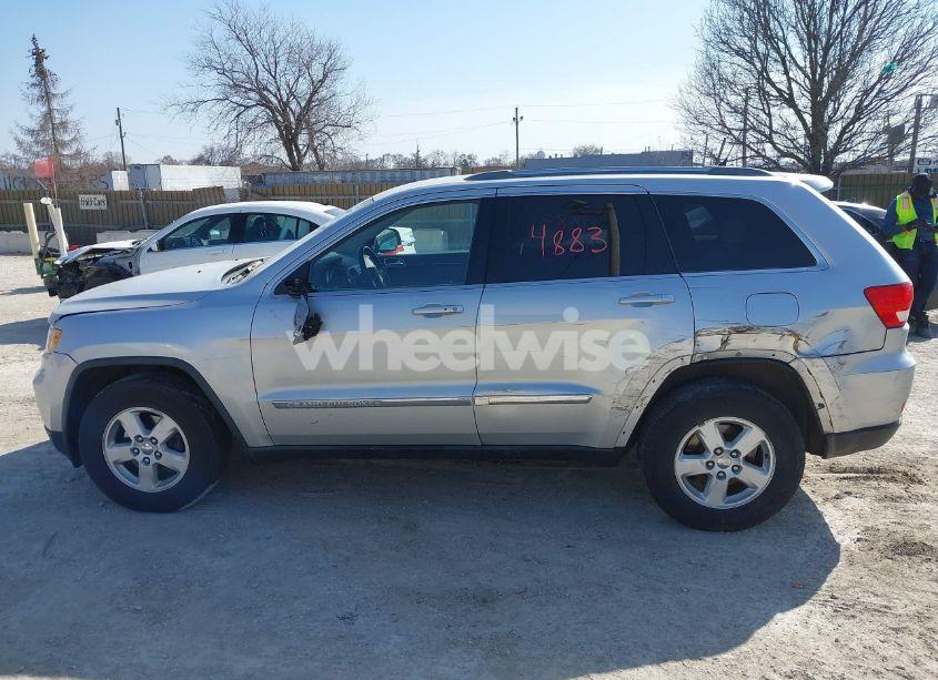 Photo 14 of 2011 Jeep Grand CHEROKEE LAREDO (VIN 1J4RR4GG3BC589578)