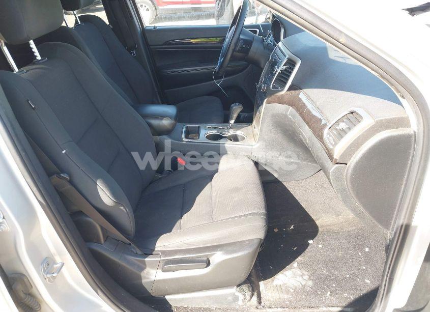 Photo 5 of 2011 Jeep Grand CHEROKEE LAREDO (VIN 1J4RR4GG3BC589578)