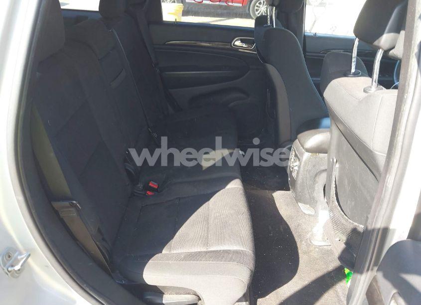 Photo 8 of 2011 Jeep Grand CHEROKEE LAREDO (VIN 1J4RR4GG3BC589578)