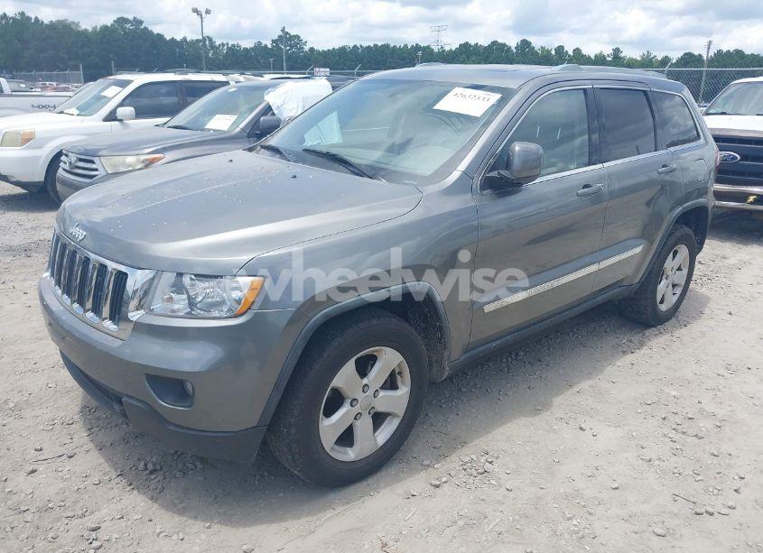 Photo 2 of 2011 Jeep Grand CHEROKEE LAREDO (VIN 1J4RR4GG3BC595896)