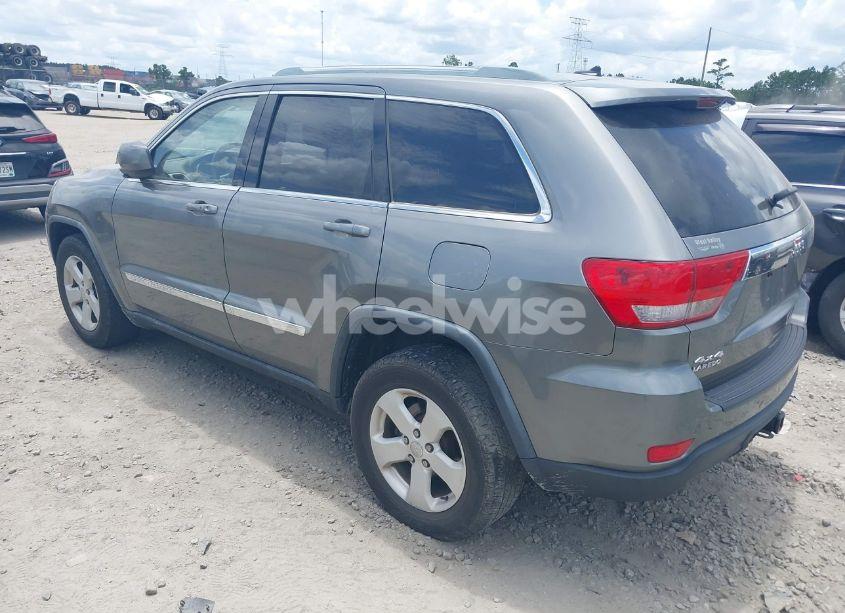 Photo 3 of 2011 Jeep Grand CHEROKEE LAREDO (VIN 1J4RR4GG3BC595896)