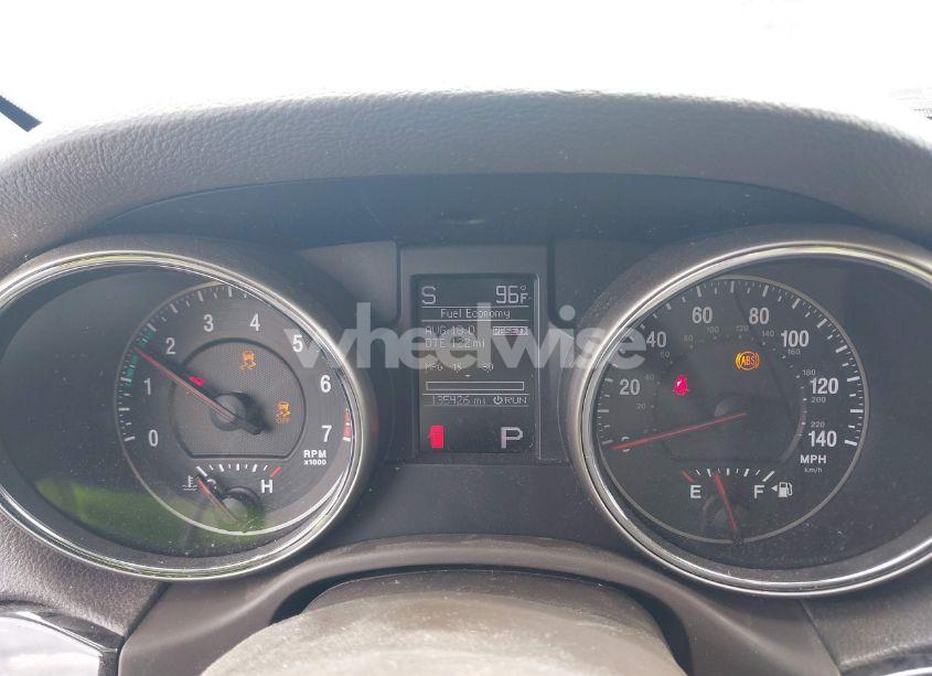 Photo 7 of 2011 Jeep Grand CHEROKEE LAREDO (VIN 1J4RR4GG3BC595896)