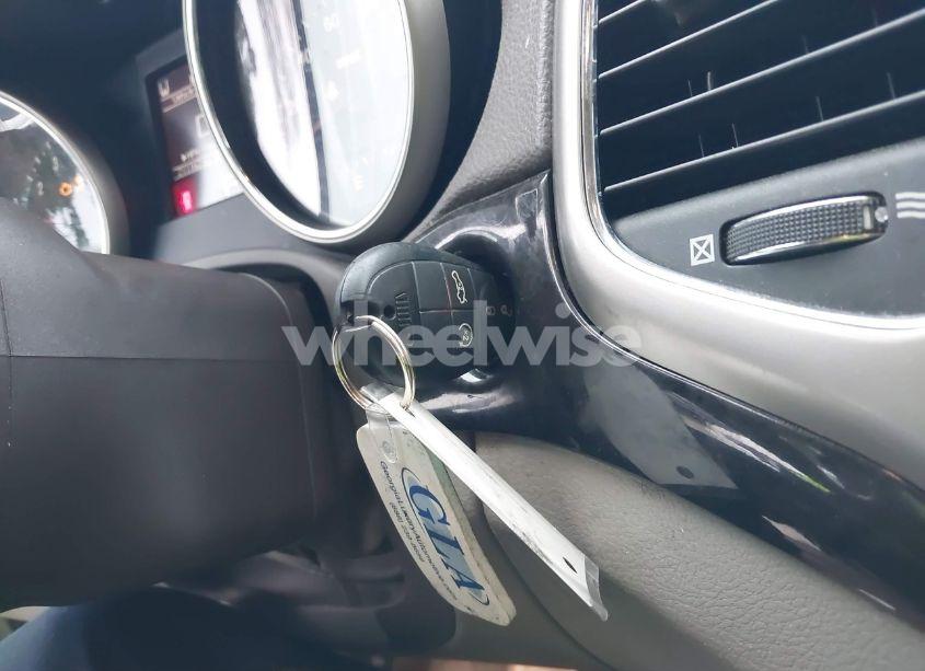 Photo 11 of 2011 Jeep Grand CHEROKEE LAREDO (VIN 1J4RR4GG3BC608789)