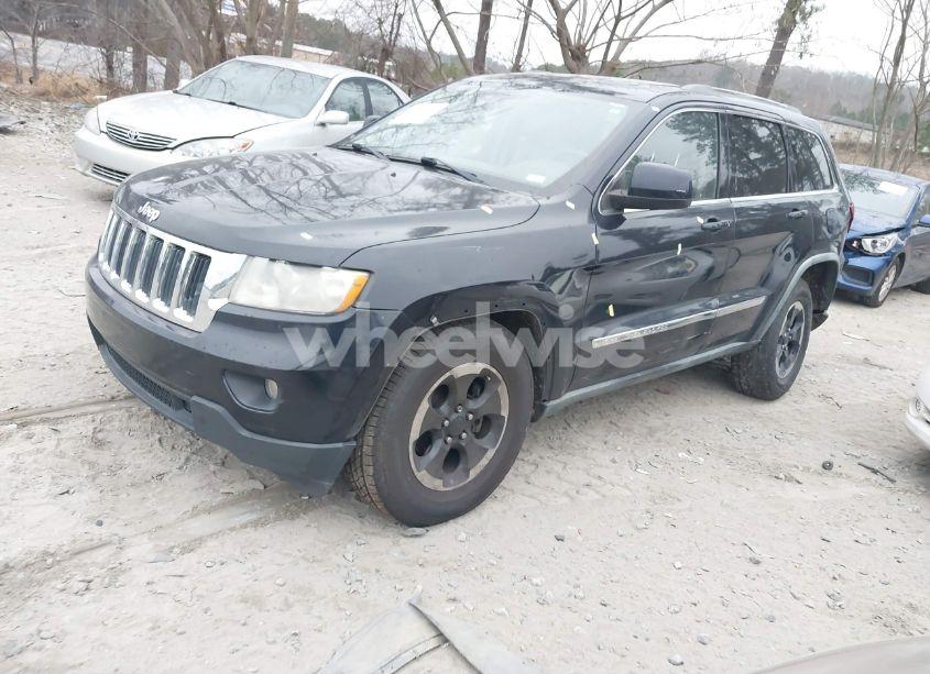 Photo 2 of 2011 Jeep Grand CHEROKEE LAREDO (VIN 1J4RR4GG3BC608789)