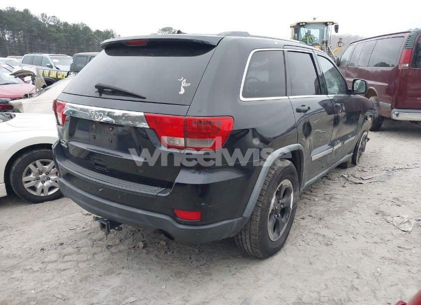 Photo 4 of 2011 Jeep Grand CHEROKEE LAREDO (VIN 1J4RR4GG3BC608789)