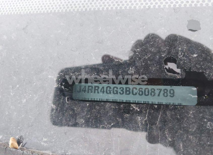 Photo 9 of 2011 Jeep Grand CHEROKEE LAREDO (VIN 1J4RR4GG3BC608789)