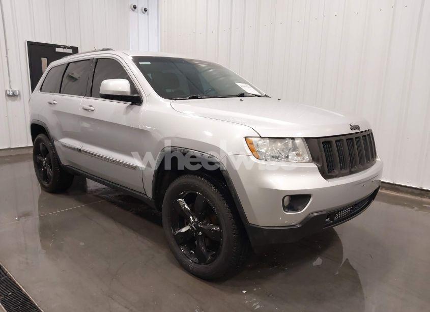2011 Jeep Grand CHEROKEE LAREDO (VIN 1J4RR4GG3BC657216) main photo