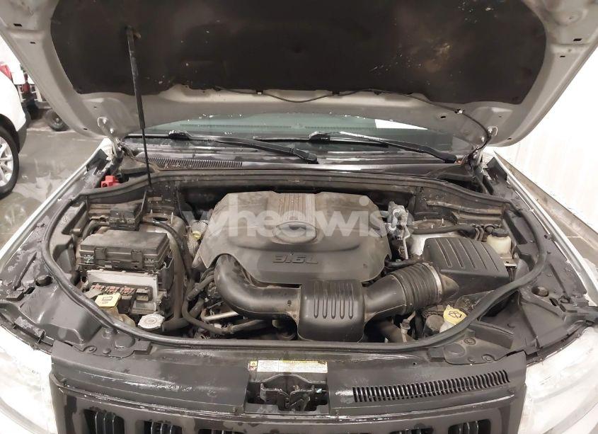 Photo 10 of 2011 Jeep Grand CHEROKEE LAREDO (VIN 1J4RR4GG3BC657216)