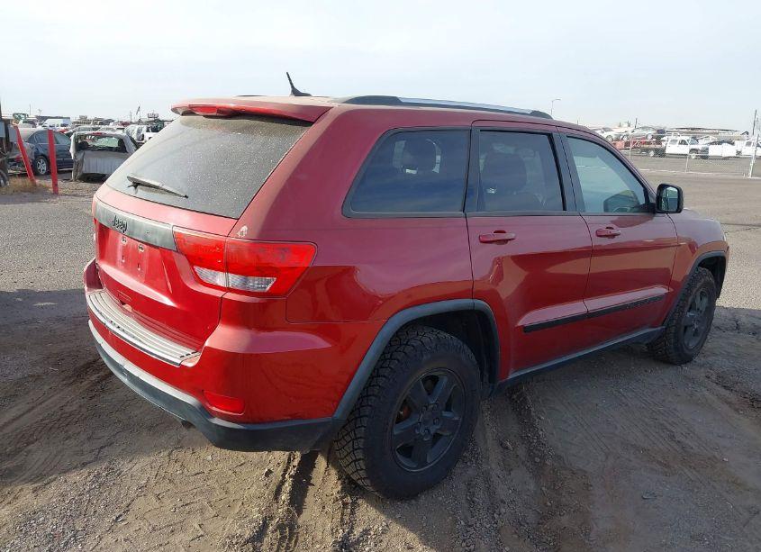Photo 4 of 2011 Jeep Grand CHEROKEE LAREDO (VIN 1J4RR4GG3BC674033)