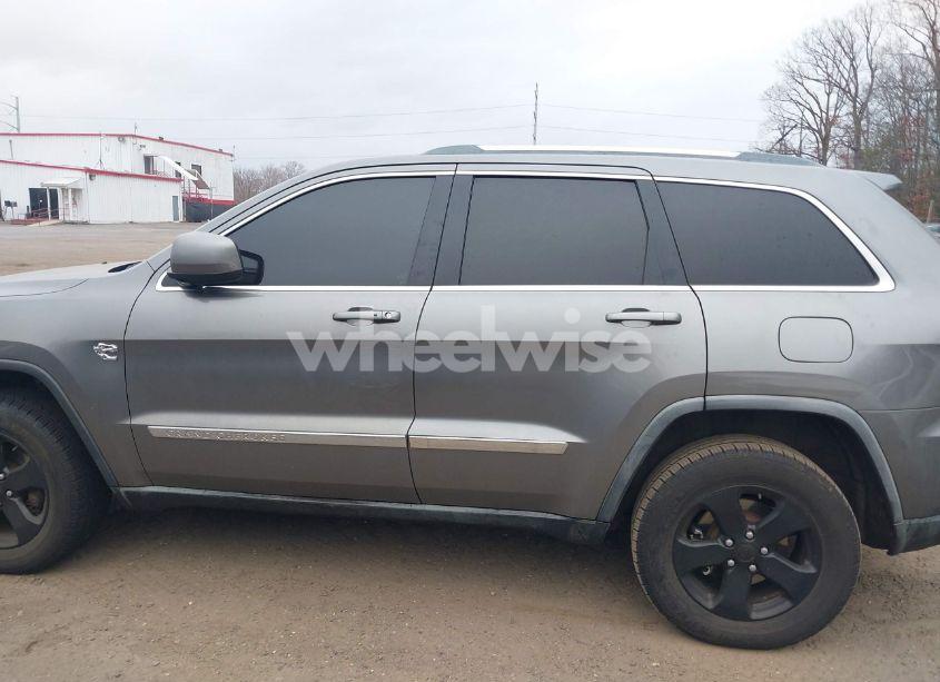 Photo 14 of 2011 Jeep Grand CHEROKEE LAREDO (VIN 1J4RR4GG3BC731279)