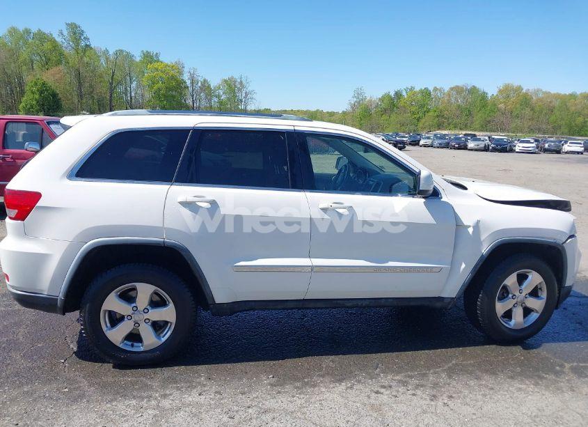 Photo 13 of 2011 Jeep Grand CHEROKEE LAREDO (VIN 1J4RR4GG3BC736370)