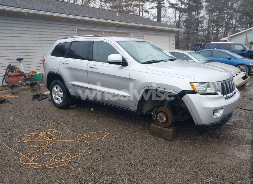 2011 Jeep Grand CHEROKEE LAREDO (VIN 1J4RR4GG4BC534847) main photo