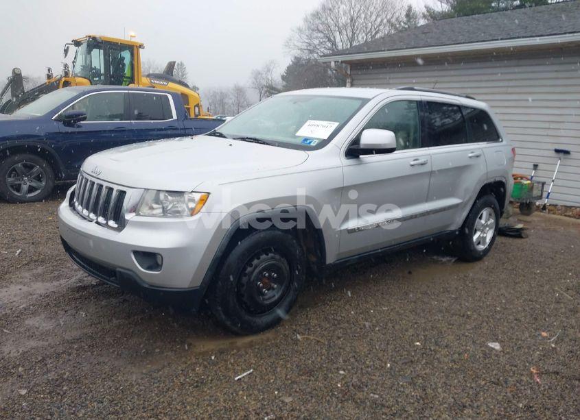 Photo 2 of 2011 Jeep Grand CHEROKEE LAREDO (VIN 1J4RR4GG4BC534847)