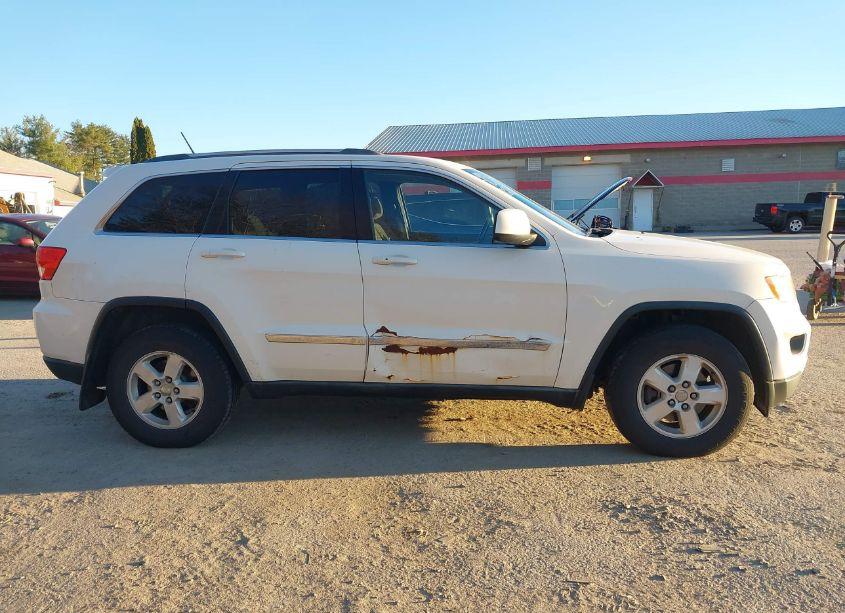 Photo 13 of 2011 Jeep Grand CHEROKEE LAREDO (VIN 1J4RR4GG4BC547405)