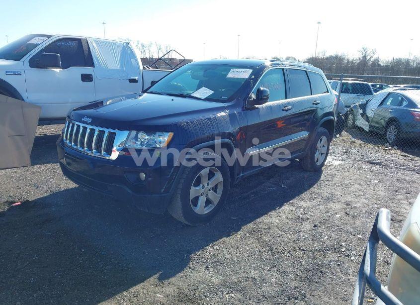 Photo 2 of 2011 Jeep Grand CHEROKEE LAREDO (VIN 1J4RR4GG4BC548683)
