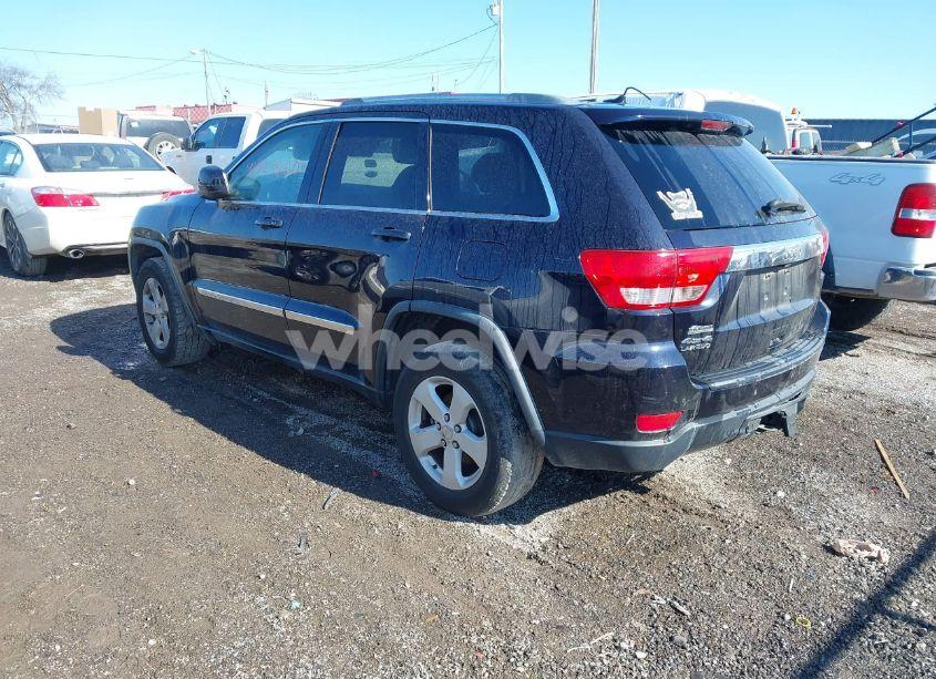Photo 3 of 2011 Jeep Grand CHEROKEE LAREDO (VIN 1J4RR4GG4BC548683)