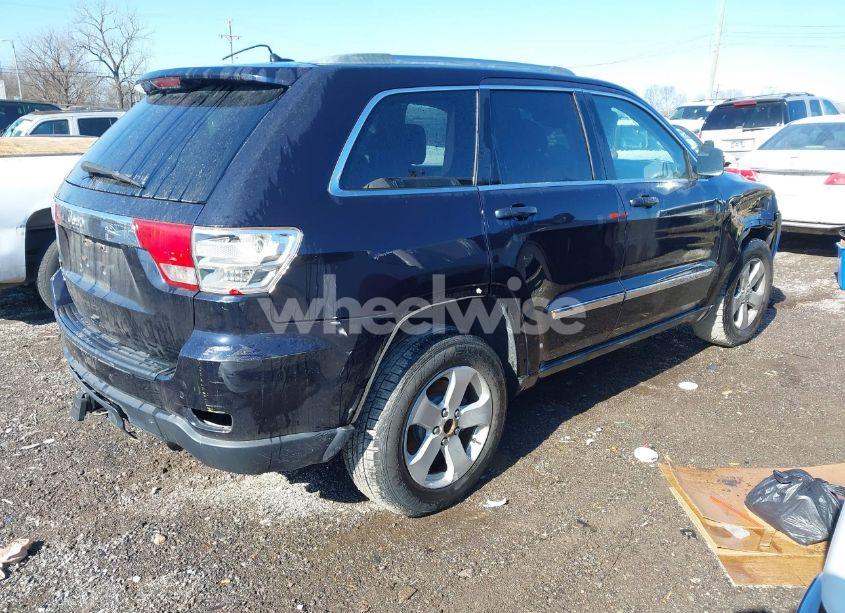 Photo 4 of 2011 Jeep Grand CHEROKEE LAREDO (VIN 1J4RR4GG4BC548683)