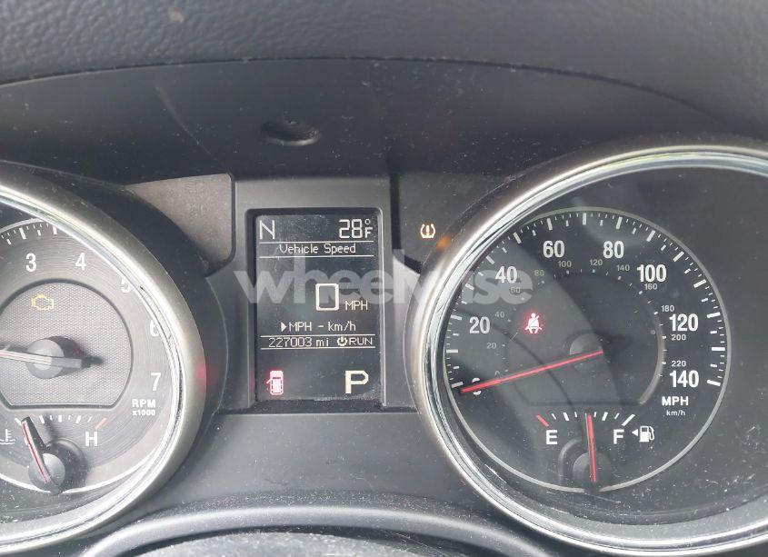 Photo 7 of 2011 Jeep Grand CHEROKEE LAREDO (VIN 1J4RR4GG4BC561742)