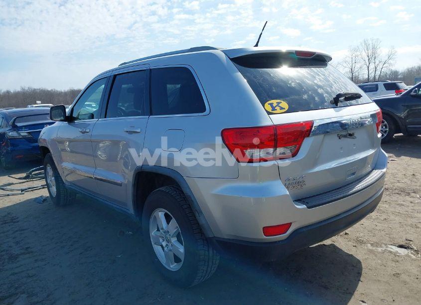 Photo 3 of 2011 Jeep Grand CHEROKEE LAREDO (VIN 1J4RR4GG4BC567170)