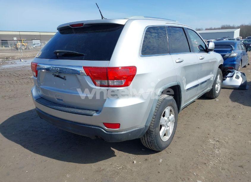 Photo 4 of 2011 Jeep Grand CHEROKEE LAREDO (VIN 1J4RR4GG4BC567170)