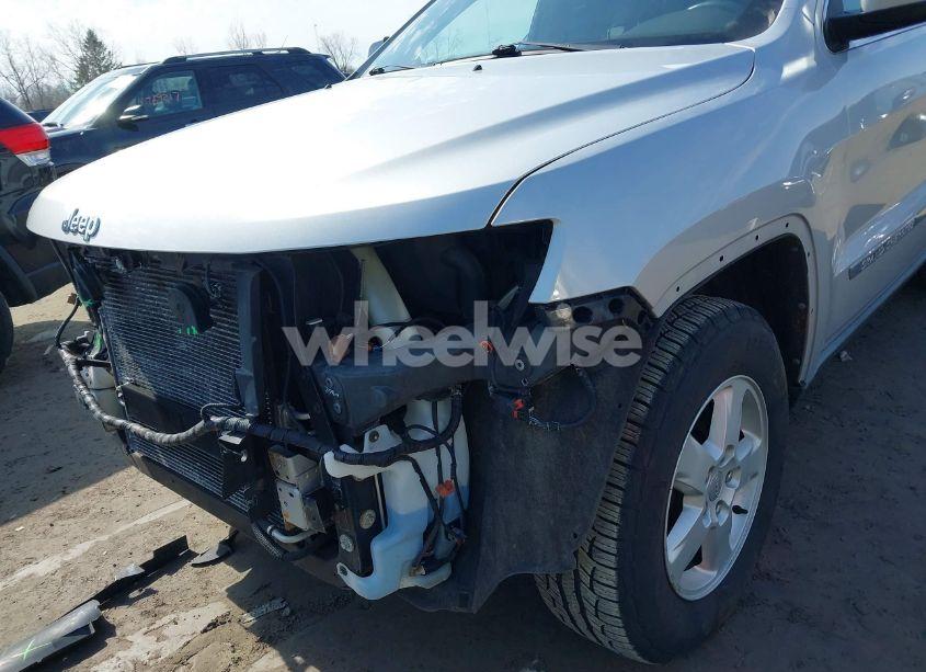 Photo 6 of 2011 Jeep Grand CHEROKEE LAREDO (VIN 1J4RR4GG4BC567170)