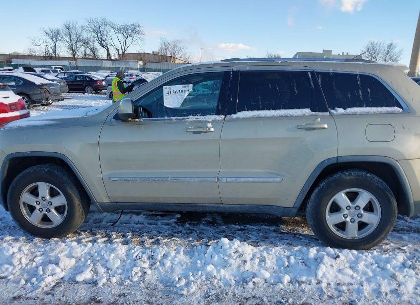 Photo 14 of 2011 Jeep Grand CHEROKEE LAREDO (VIN 1J4RR4GG4BC669536)