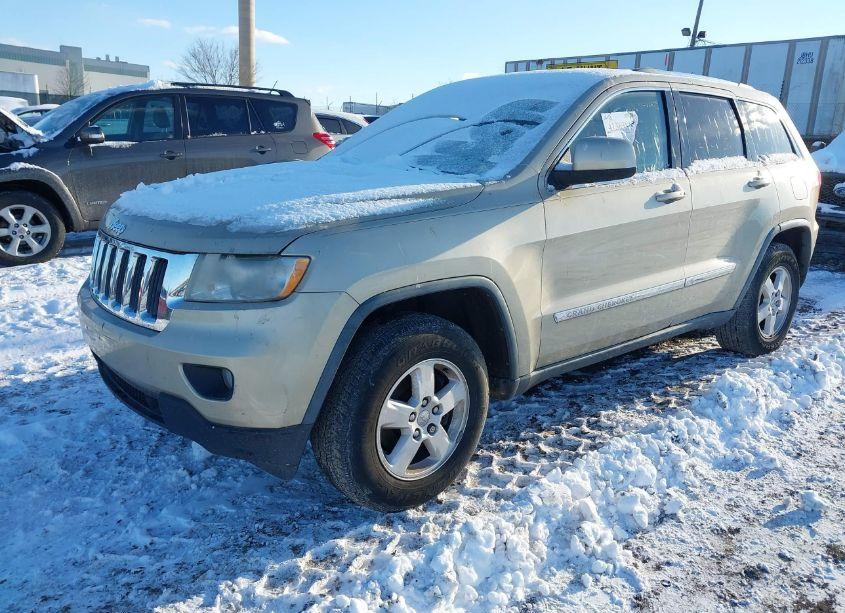 Photo 2 of 2011 Jeep Grand CHEROKEE LAREDO (VIN 1J4RR4GG4BC669536)