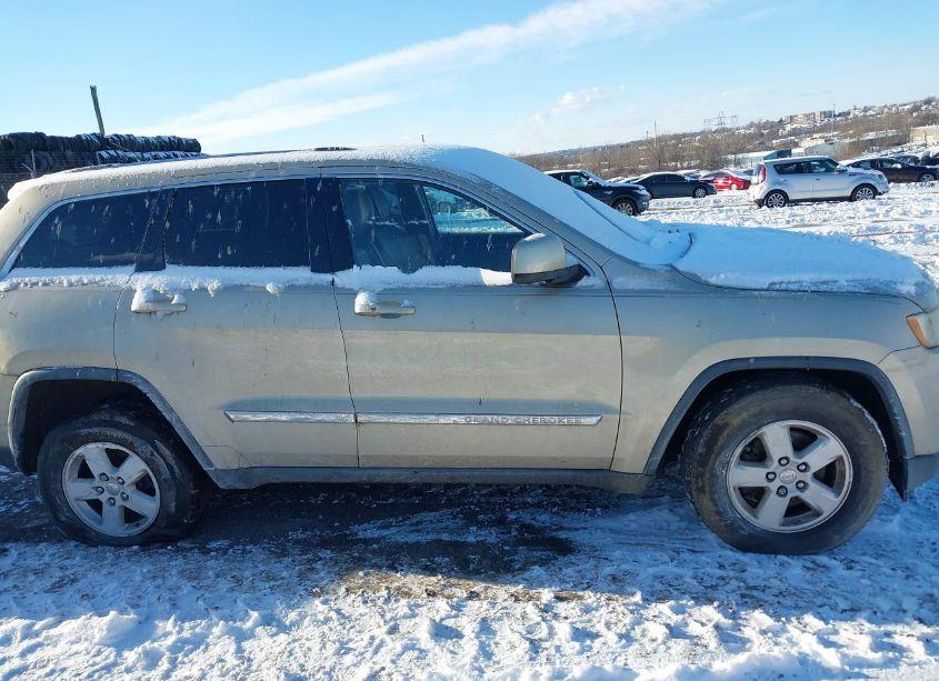 Photo 6 of 2011 Jeep Grand CHEROKEE LAREDO (VIN 1J4RR4GG4BC669536)