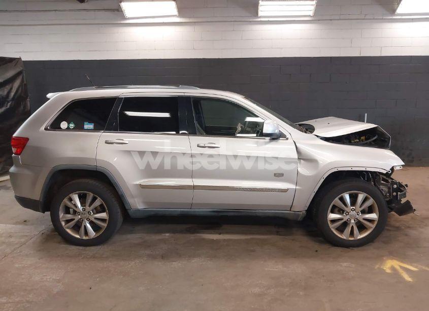 Photo 13 of 2011 Jeep Grand CHEROKEE LAREDO (VIN 1J4RR4GG4BC675904)