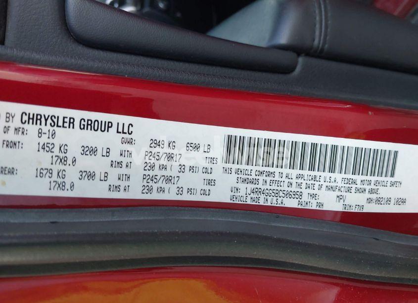 Photo 9 of 2011 Jeep Grand CHEROKEE LAREDO (VIN 1J4RR4GG5BC506958)